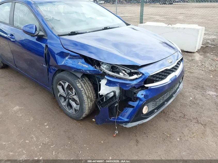 2019 KIA FORTE LXS