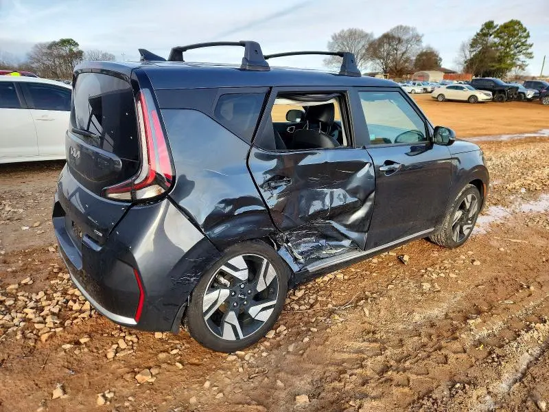 2025 KIA SOUL GT LINE  