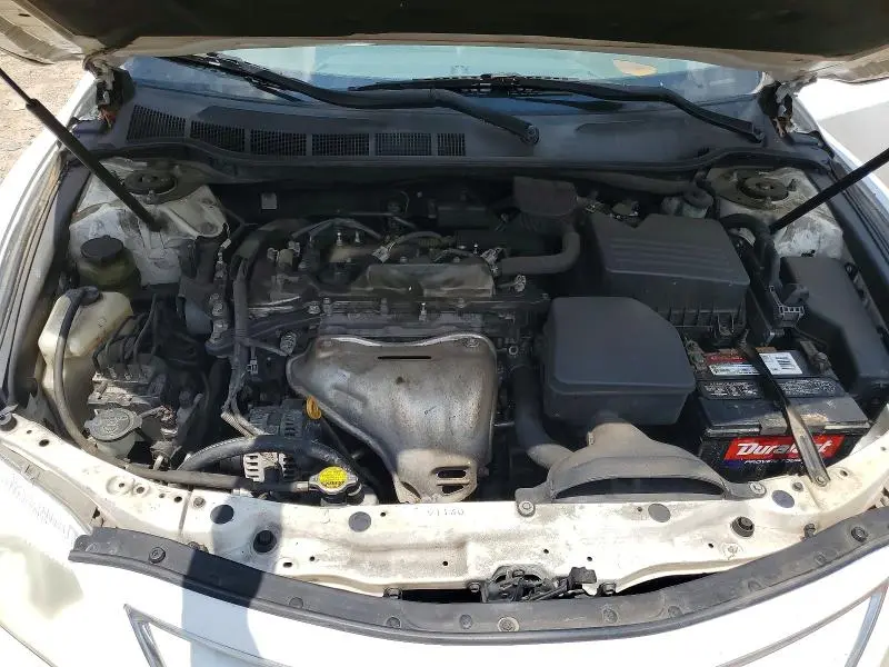 2010 TOYOTA CAMRY LE  