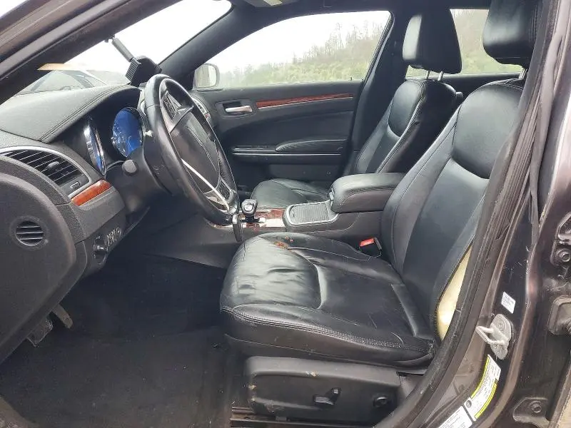 2013 CHRYSLER 300   