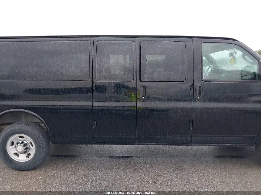 2017 CHEVROLET EXPRESS 3500 LT