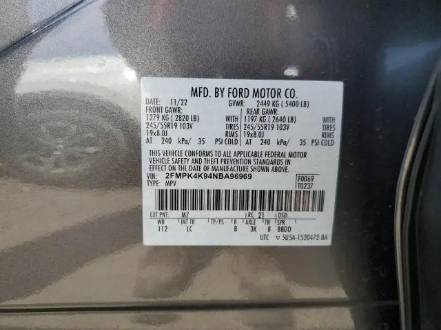 2022 FORD EDGE TITANIUM  