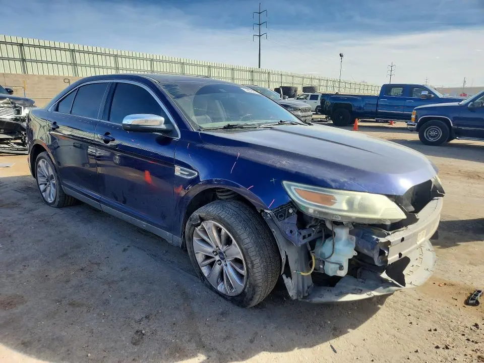 2011 FORD TAURUS LIMITED  