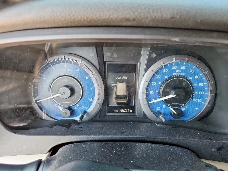 2019 TOYOTA SIENNA XLE  