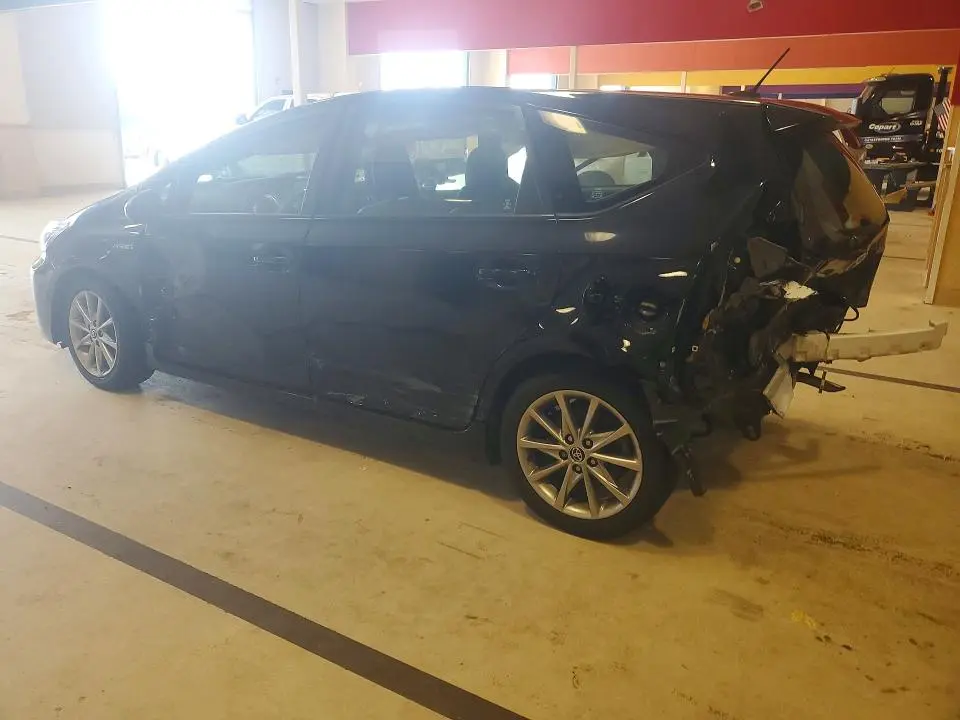 2017 TOYOTA PRIUS V FIVE  