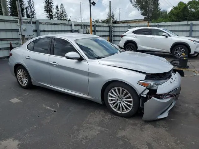 2021 ALFA ROMEO GIULIA SPORT  
