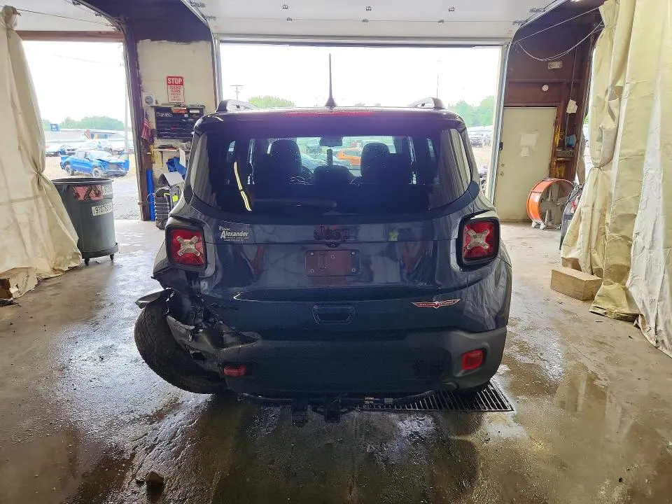 2023 JEEP RENEGADE TRAILHAWK  