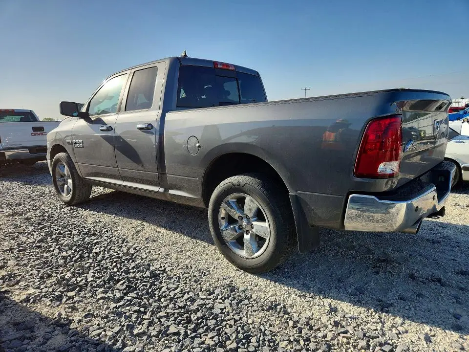2013 RAM 1500 SLT  