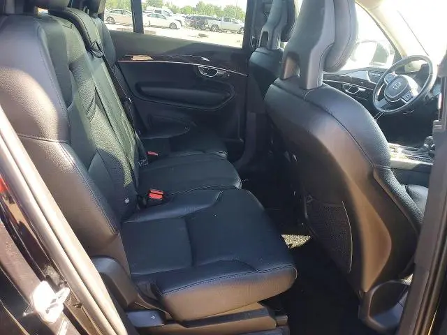 2016 VOLVO XC90 T6  