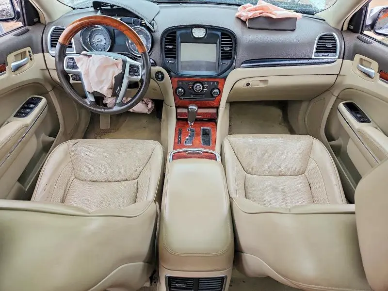 2011 CHRYSLER 300C   
