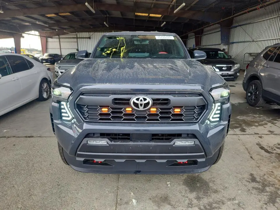 2025 TOYOTA TACOMA DOUBLE CAB  