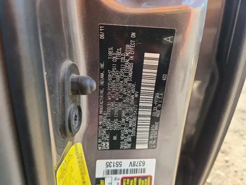 2011 TOYOTA SIENNA XLE 8-PASSENGER  