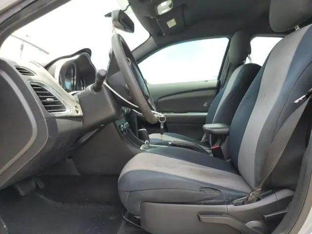 2013 DODGE AVENGER SE  
