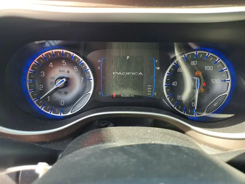 2017 CHRYSLER PACIFICA LX  