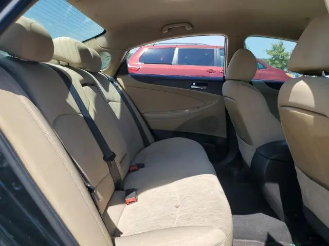 2012 HYUNDAI SONATA GLS  