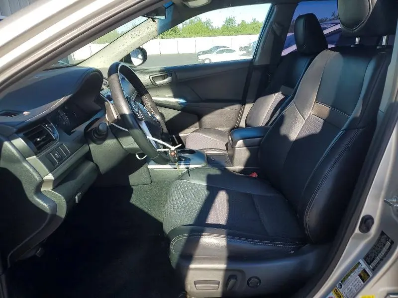 2012 TOYOTA CAMRY SE  