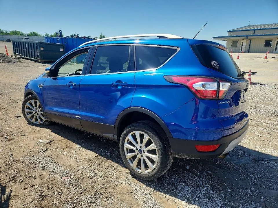 2017 FORD ESCAPE TITANIUM  