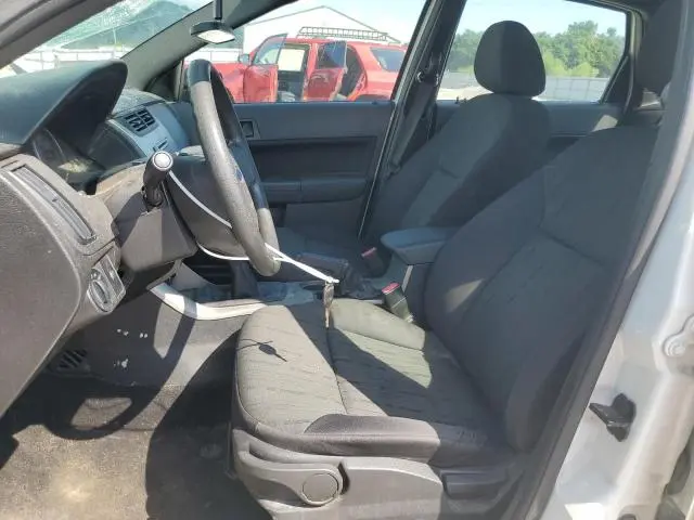 2011 FORD FOCUS SE  