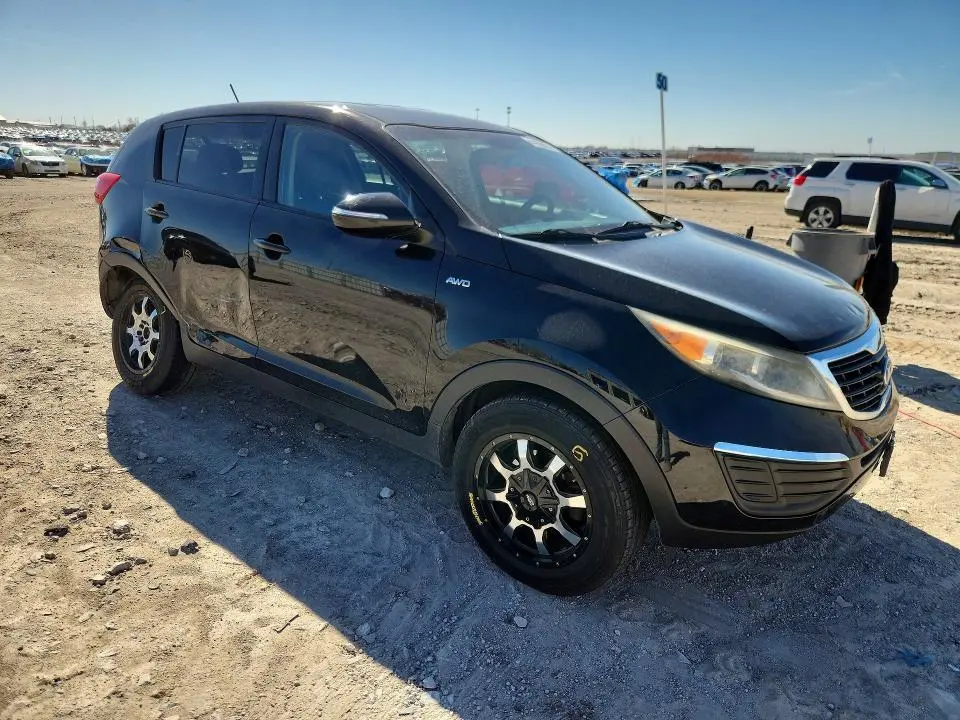 2013 KIA SPORTAGE LX  