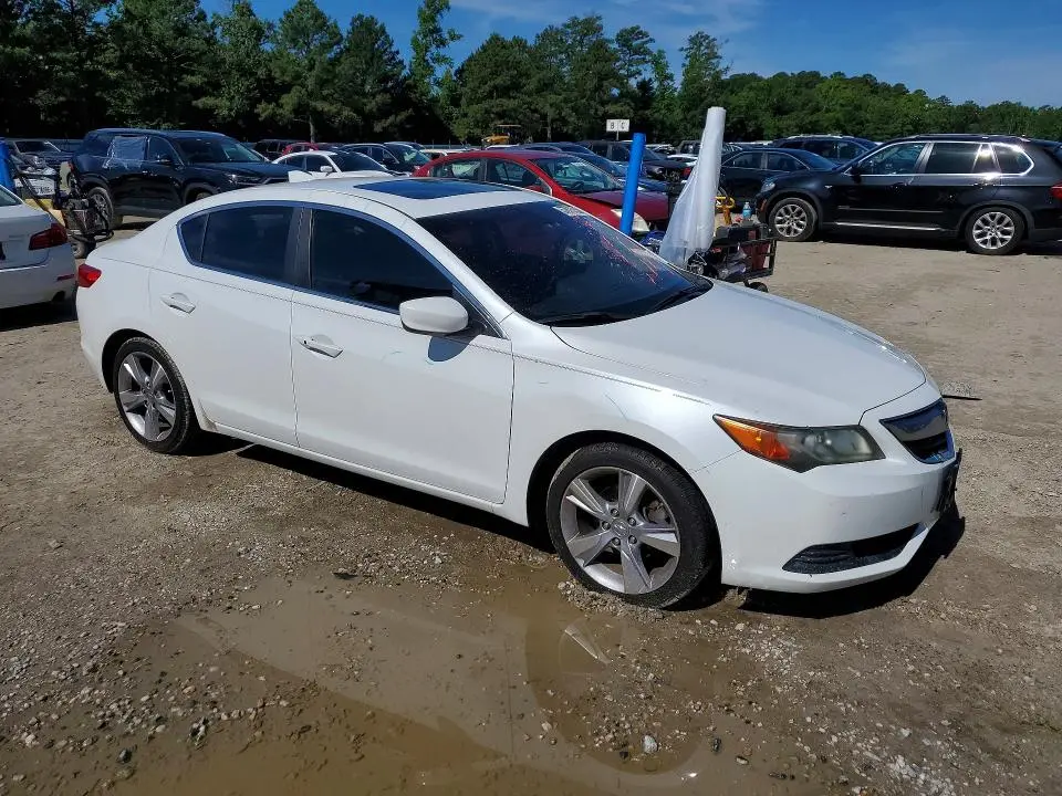 2014 ACURA ILX 20  