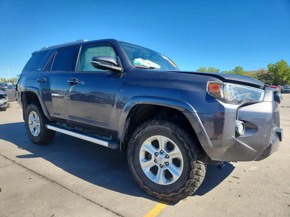 2017 TOYOTA 4RUNNER SR5 PREMIUM  