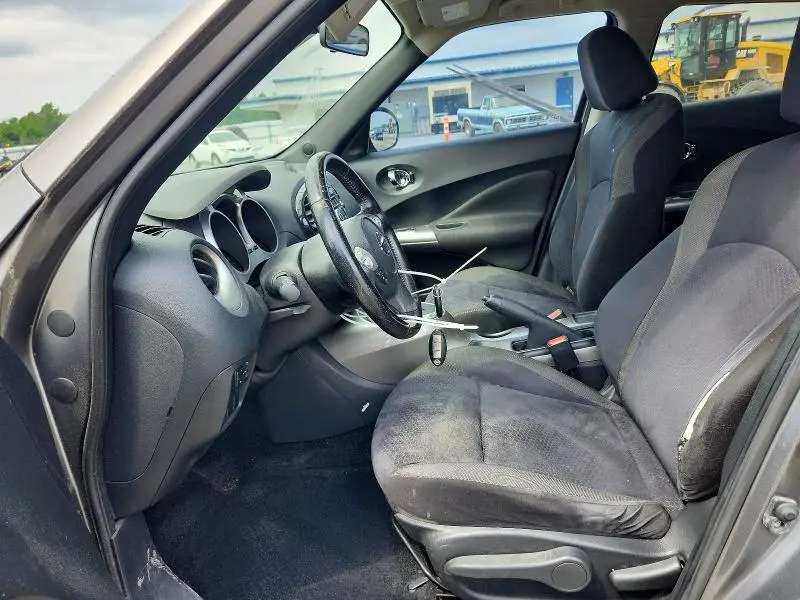 2011 NISSAN JUKE S  