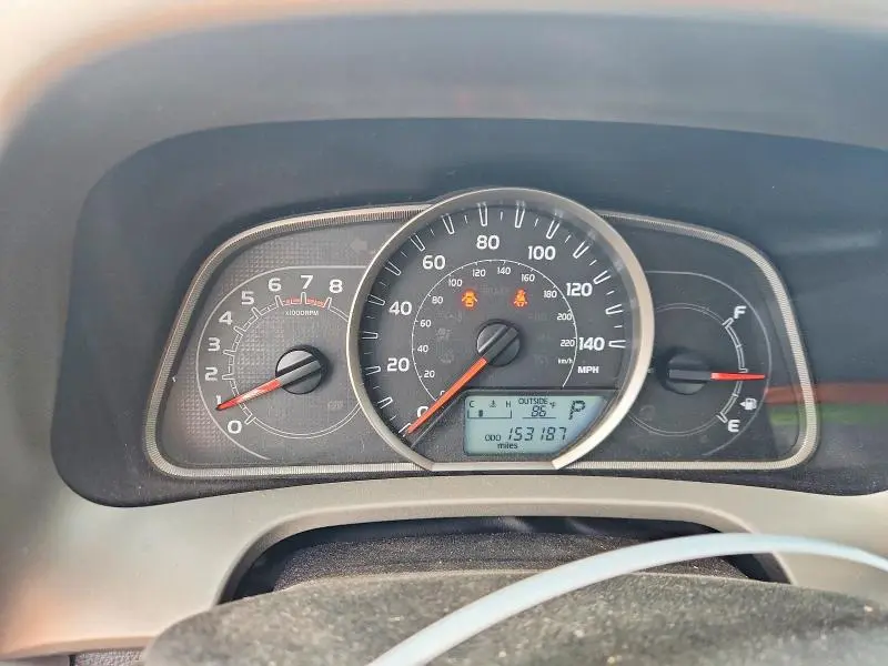 2013 TOYOTA RAV4 LE  