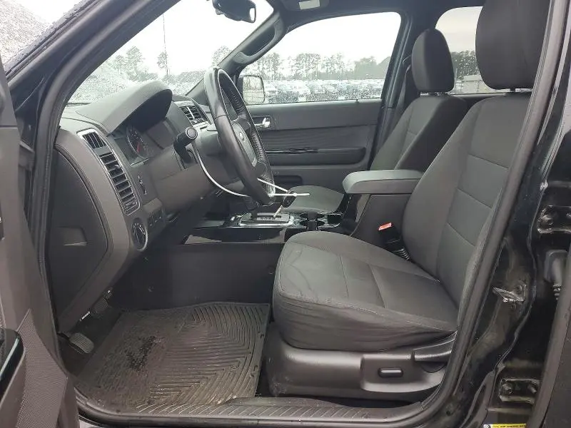 2012 FORD ESCAPE XLT  