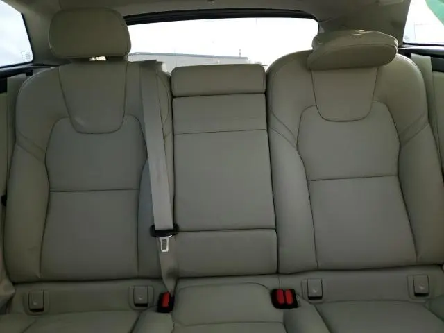 2021 VOLVO XC60 T5 MOMENTUM  