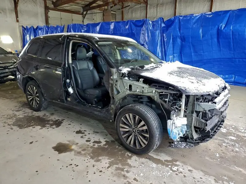 2020 MITSUBISHI OUTLANDER SE  