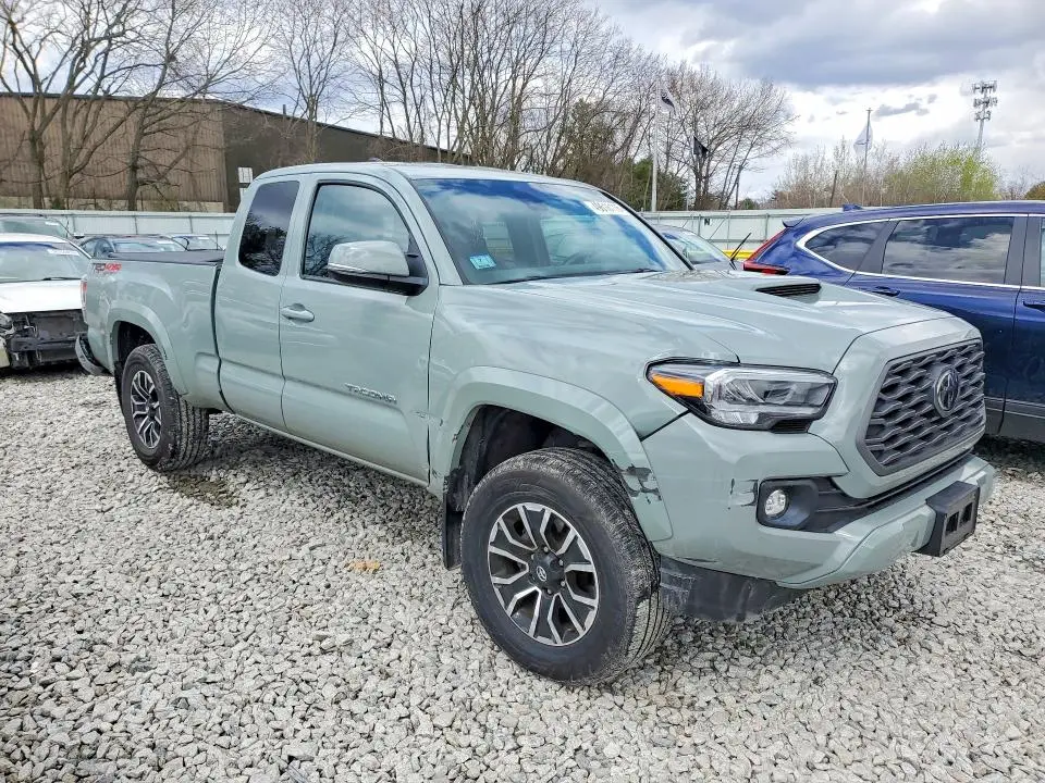 2022 TOYOTA TACOMA TRD SPORT  