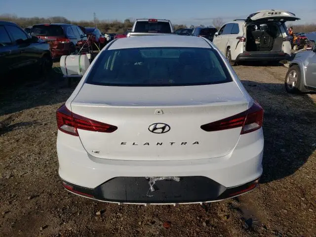 2020 HYUNDAI ELANTRA SE  