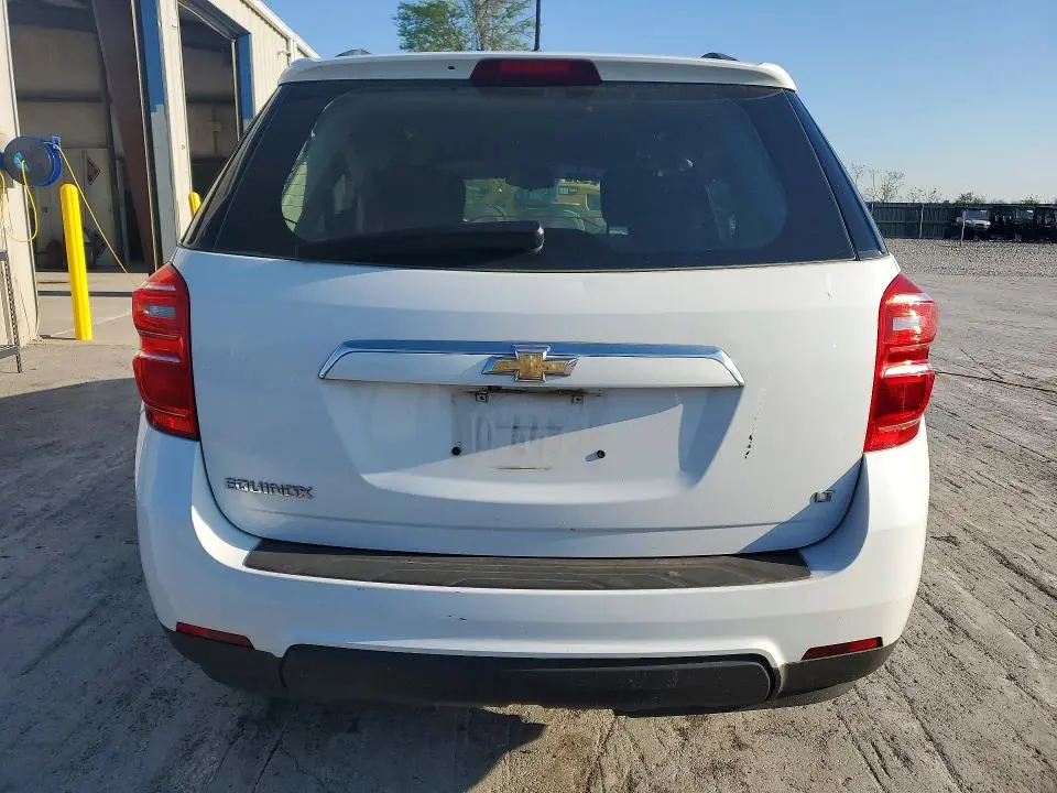 2017 CHEVROLET EQUINOX LT  