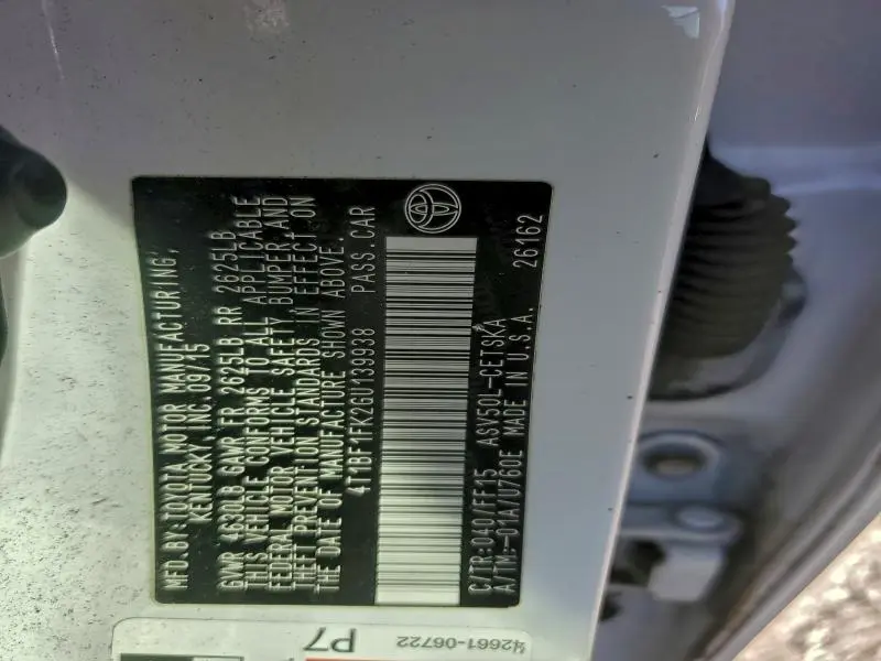 2016 TOYOTA CAMRY LE  