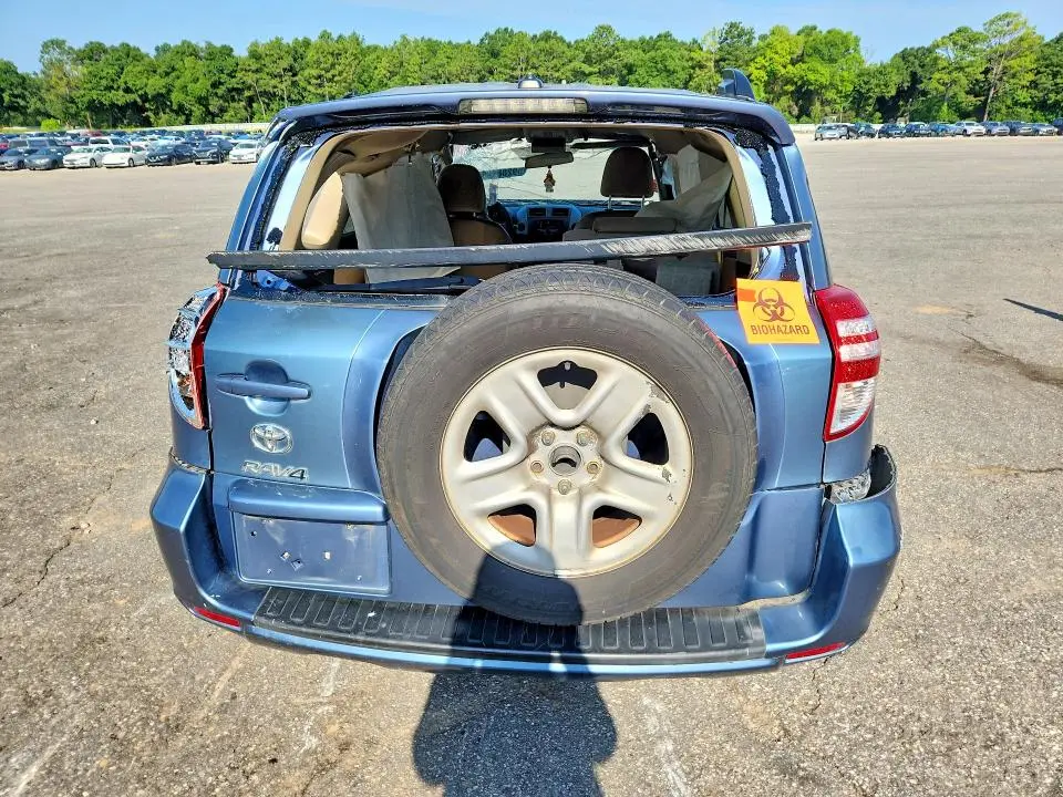 2011 TOYOTA RAV4 BASE  
