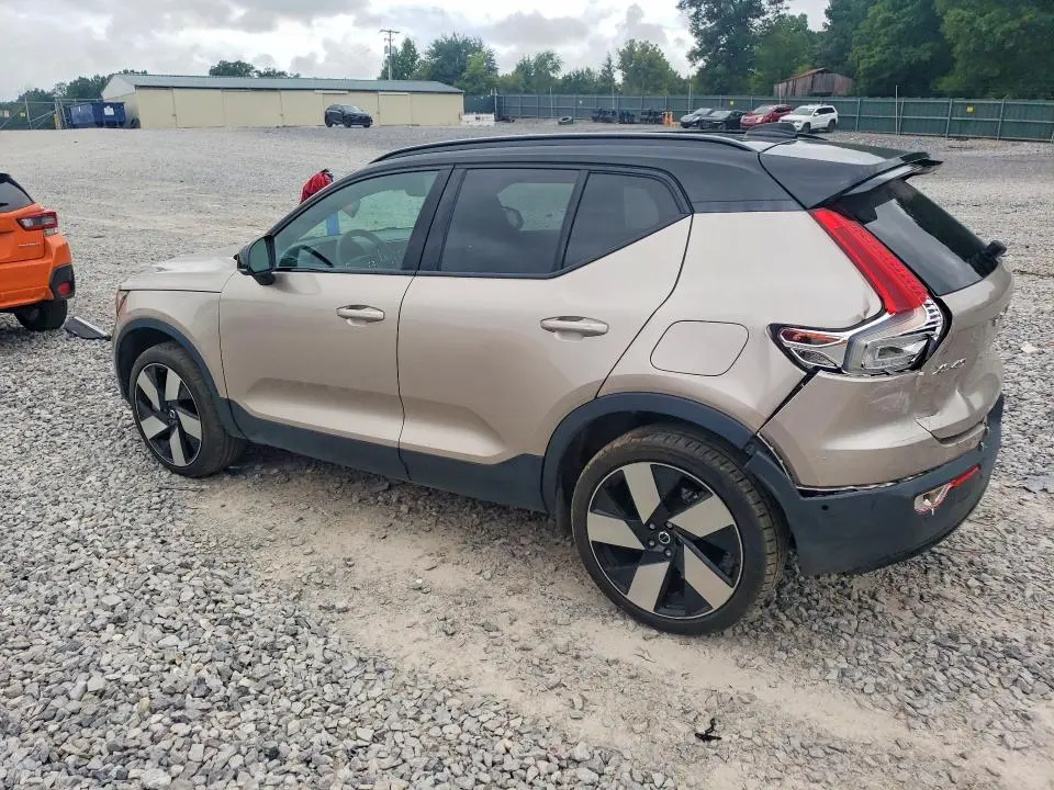 2023 VOLVO XC40 RECHARGE PLUS  