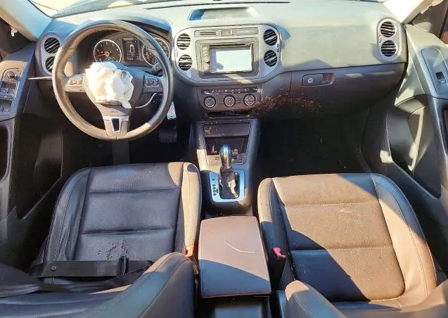 2014 VOLKSWAGEN TIGUAN S  
