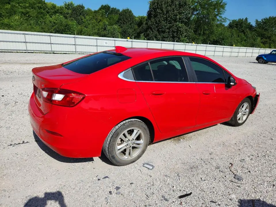 2018 CHEVROLET CRUZE LT  