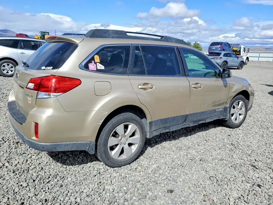 2010 SUBARU OUTBACK 2.5I PREMIUM  