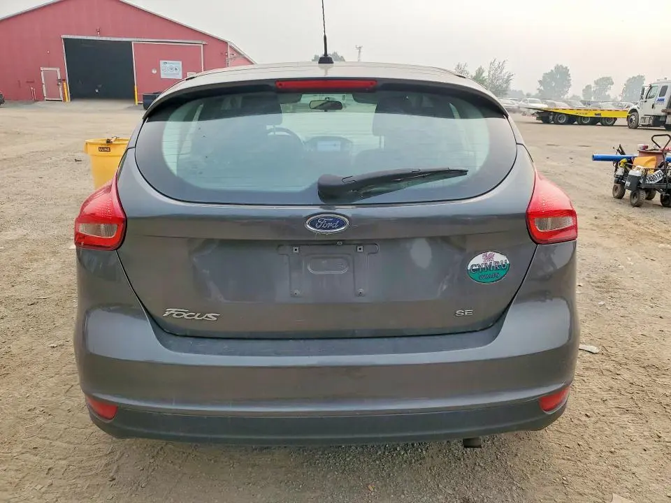 2017 FORD FOCUS SE  