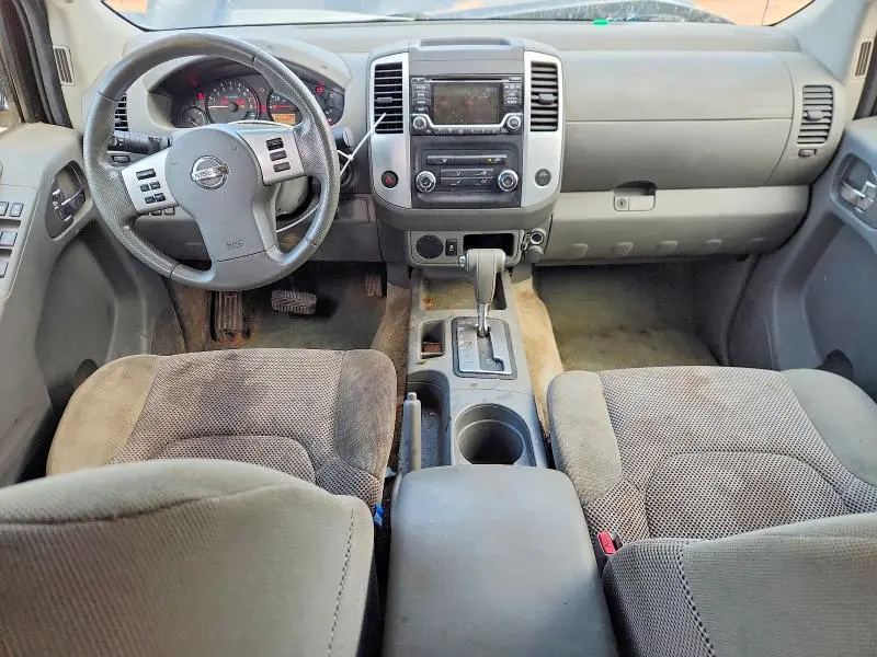2016 NISSAN FRONTIER SV  