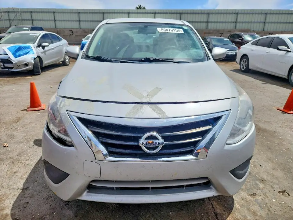 2018 NISSAN VERSA SV  