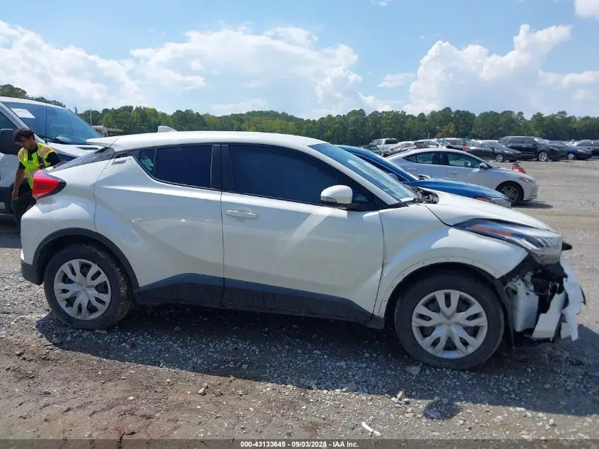 2021 TOYOTA C-HR LE