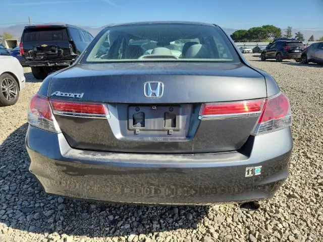 2011 HONDA ACCORD LX  