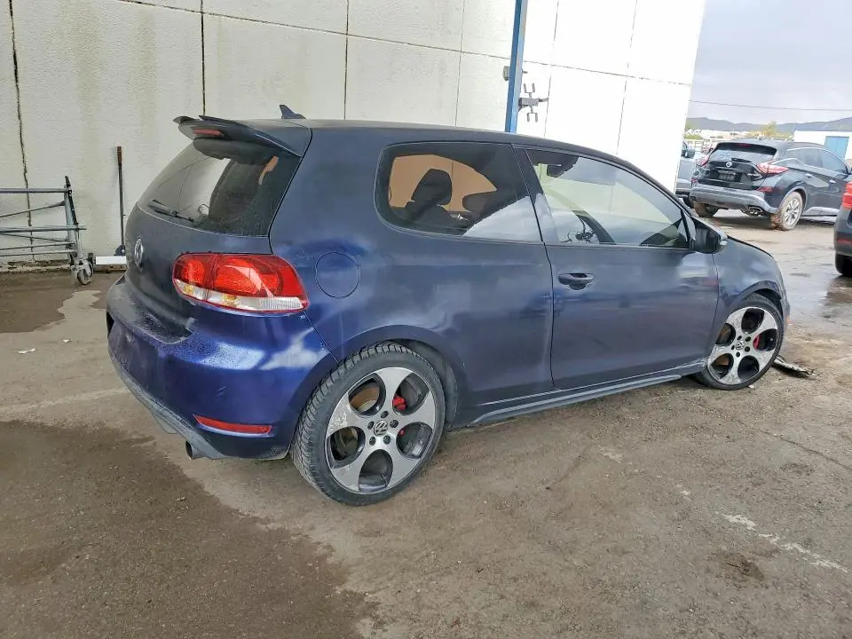 2012 VOLKSWAGEN GTI   