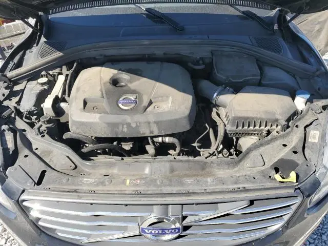 2015 VOLVO XC60 T5