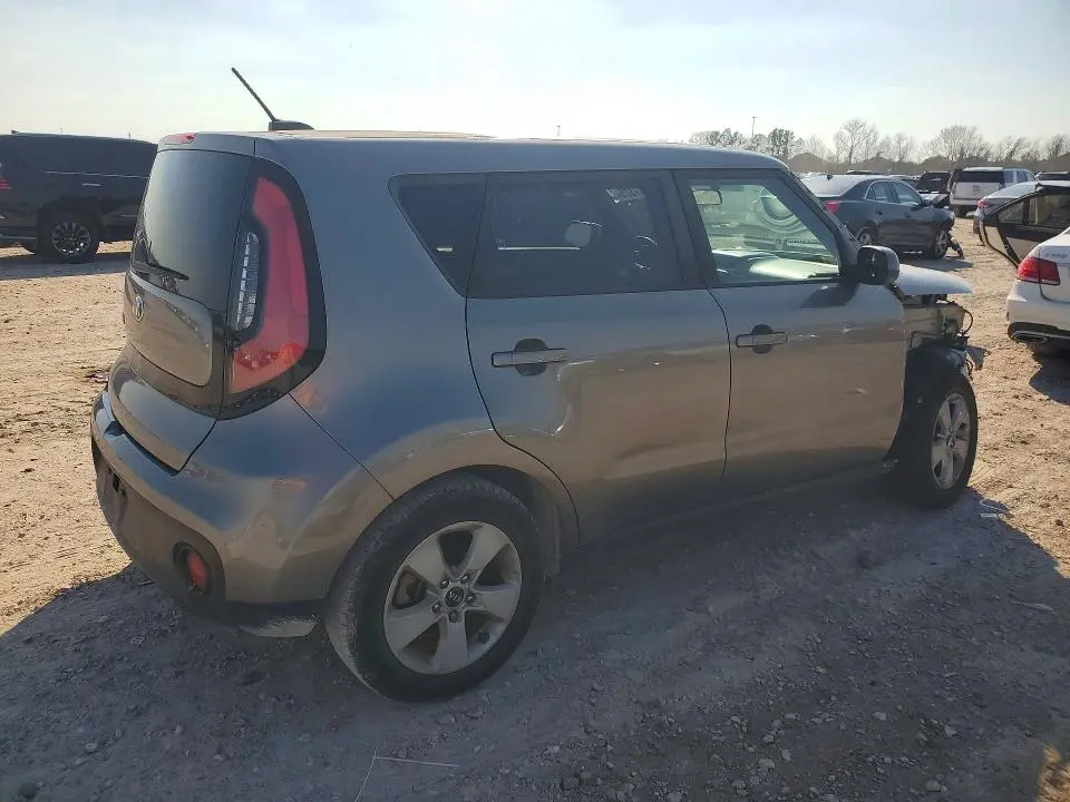 2017 KIA SOUL   