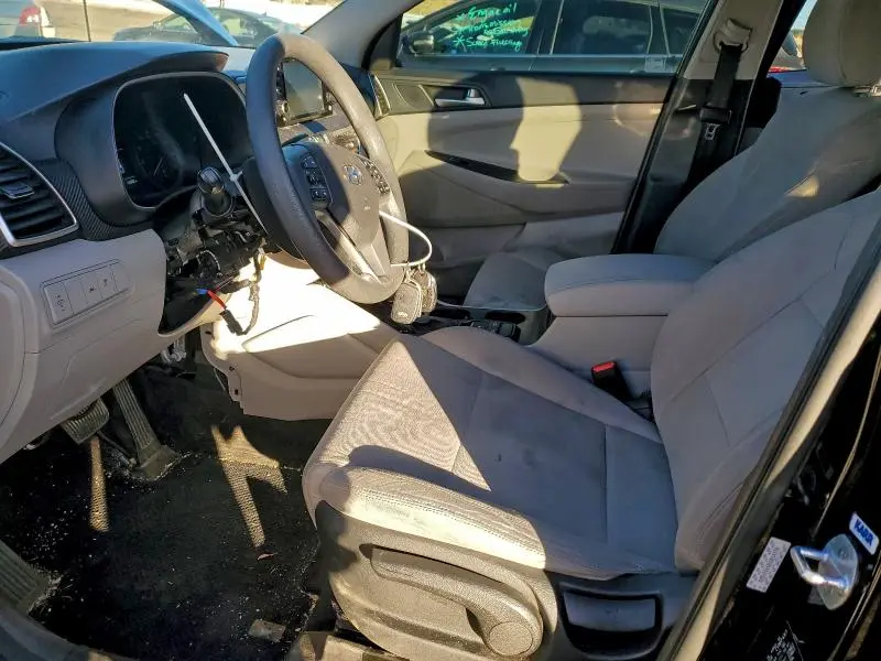 2019 HYUNDAI TUCSON SE  