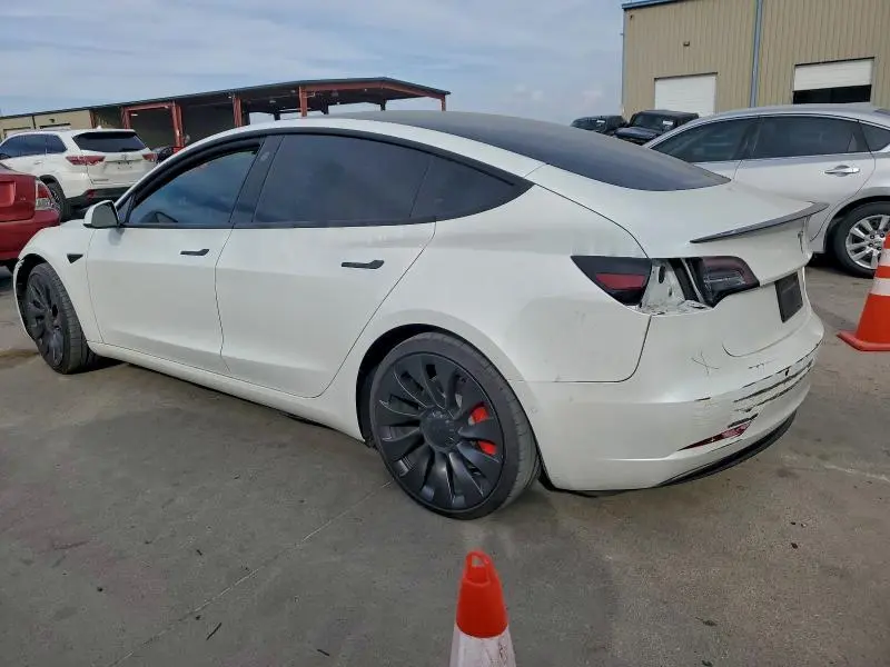 2021 TESLA MODEL 3   