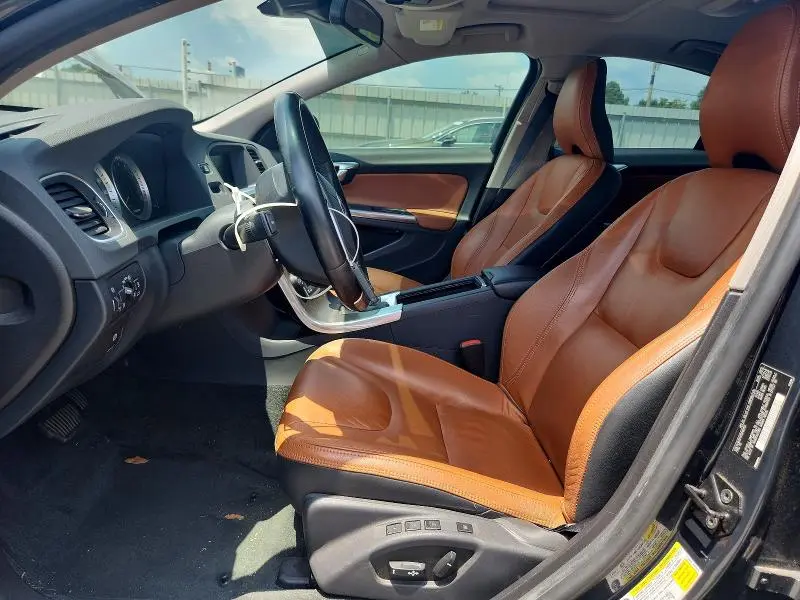 2013 VOLVO S60 T5  